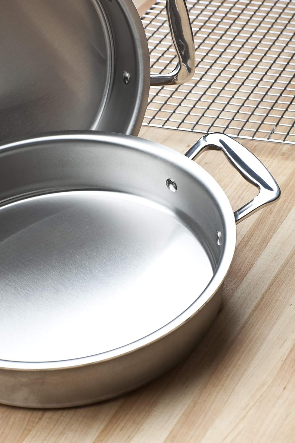 9 Round Stainless Steel Baking Pan Q48304