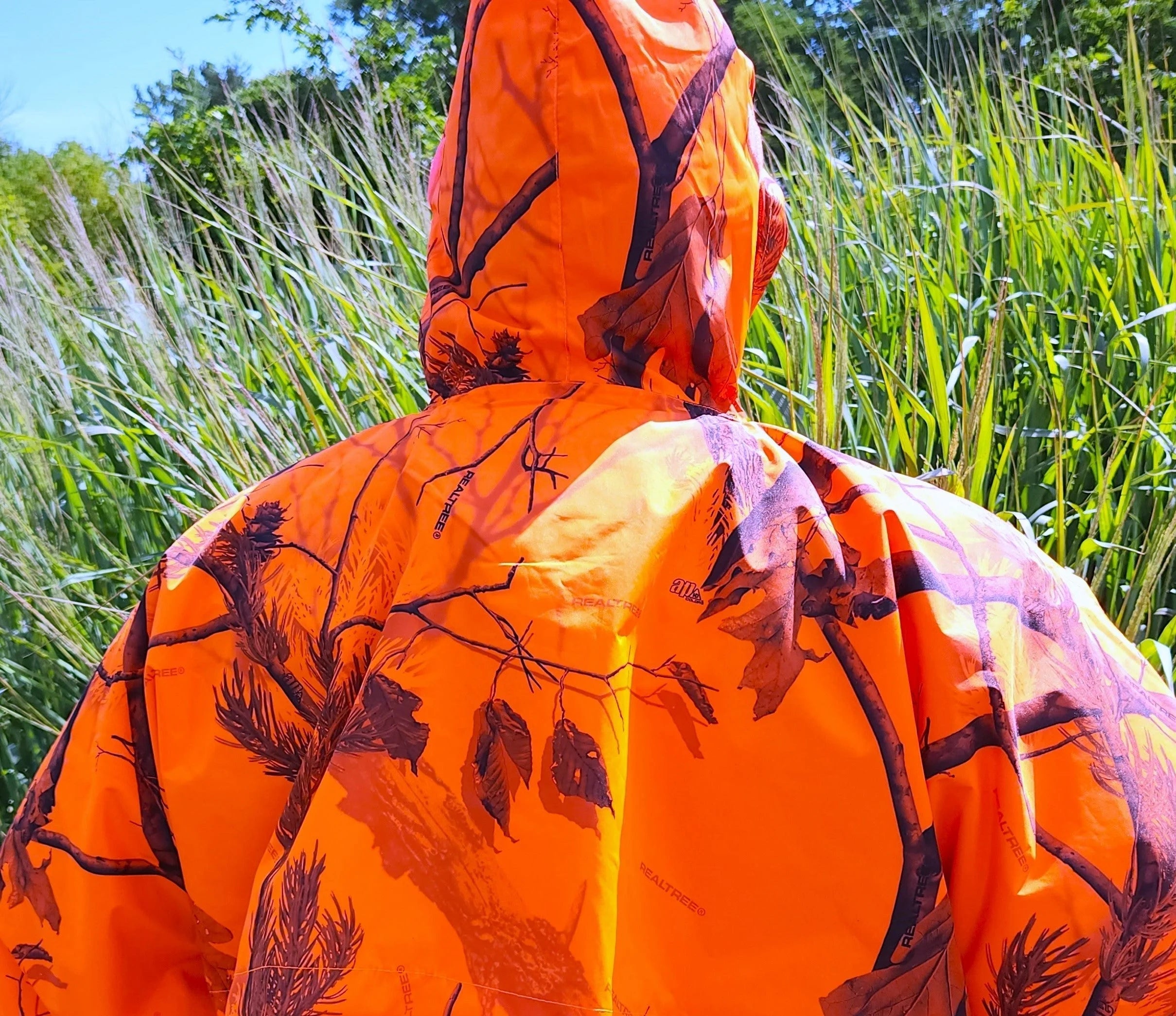 Realtree AP Blaze Camo Waterproof Half Rain Jacket Z63739