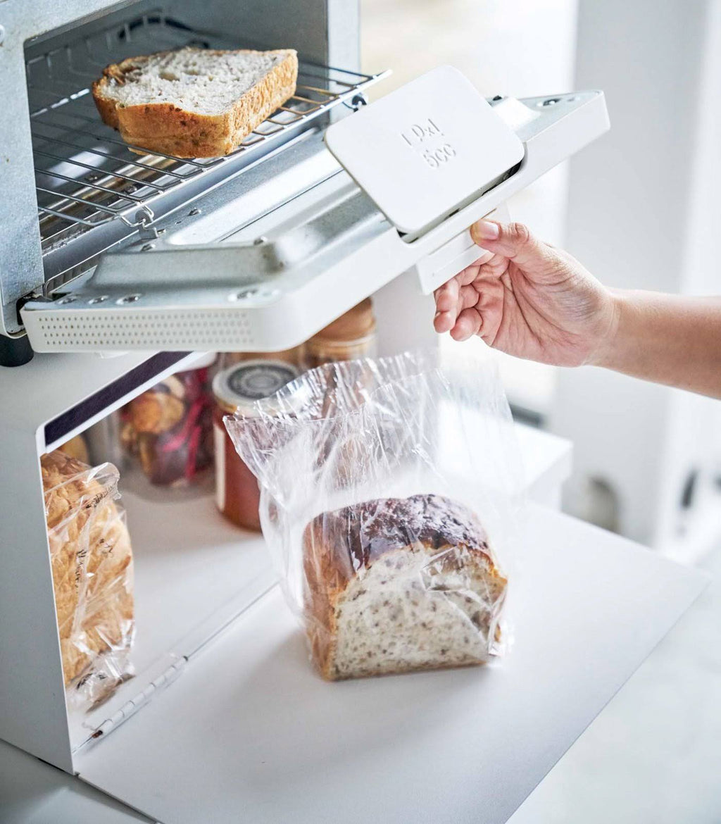 White Tower Bread Box V90972
