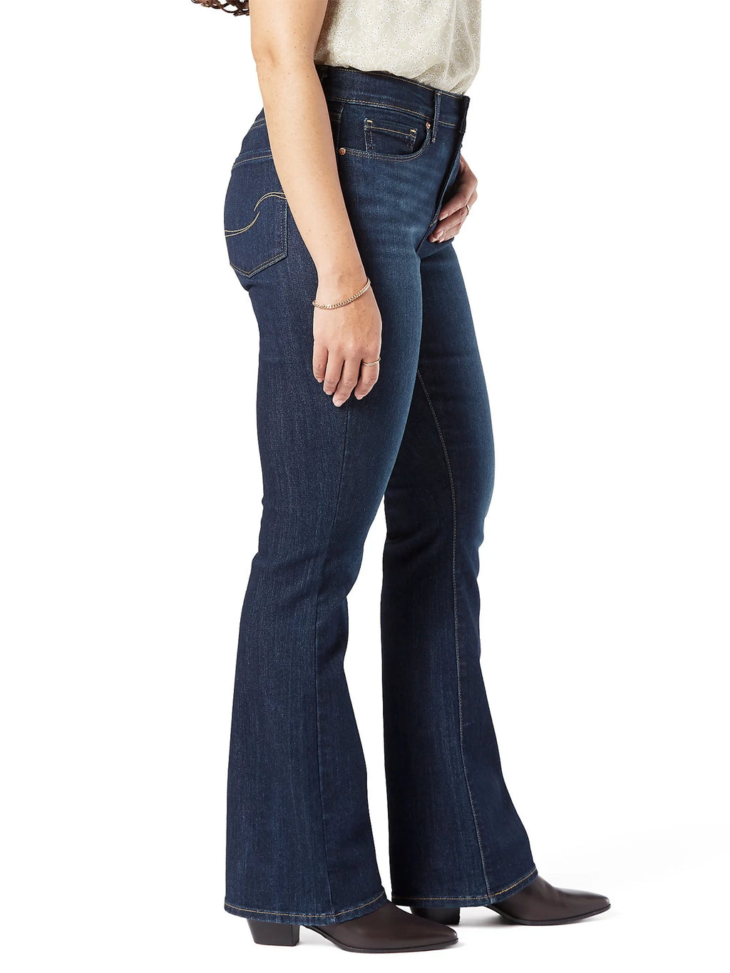 Women's Modern Bootcut Jeans D58509