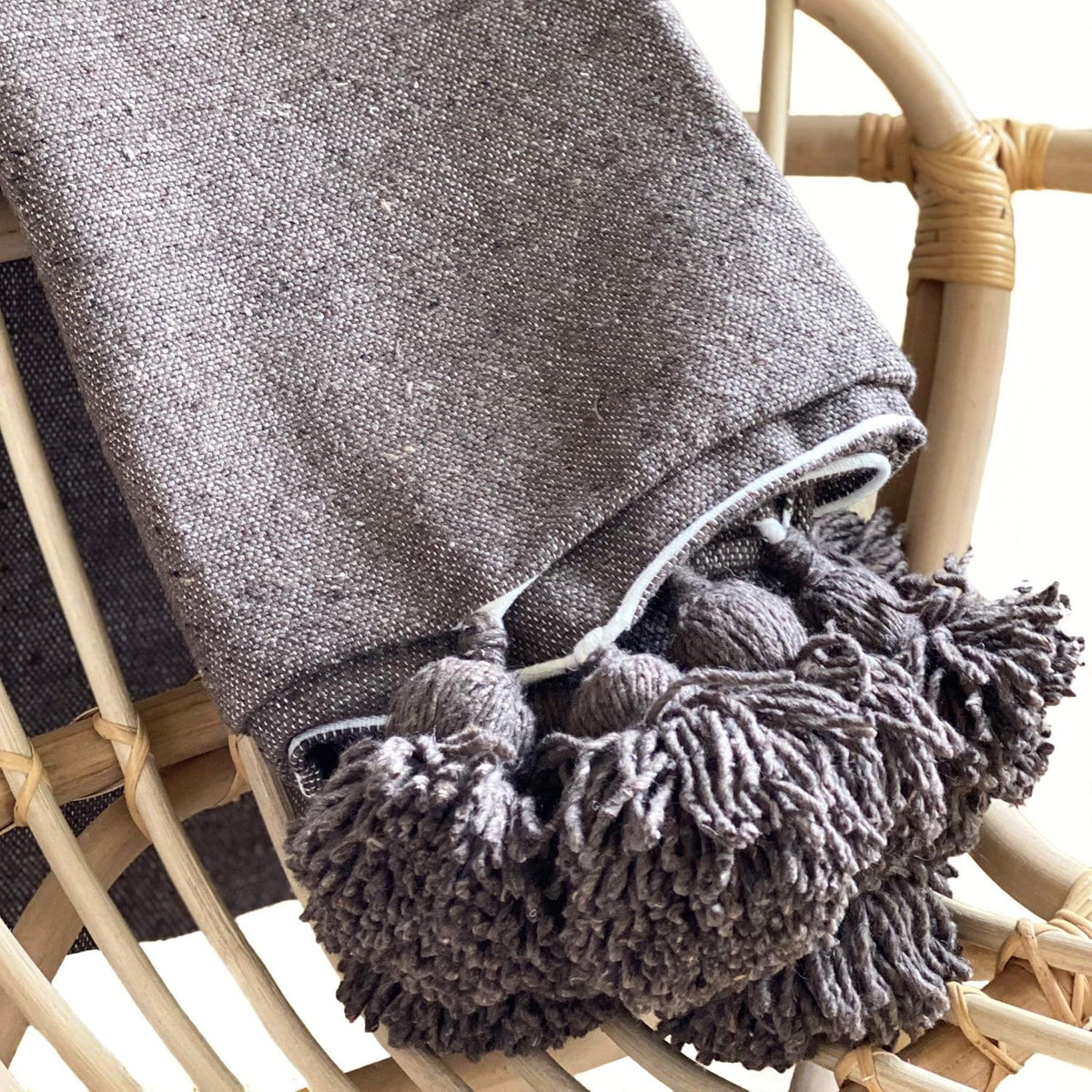 Pom Pom Tassel Throw Blanket 59x59 G929
