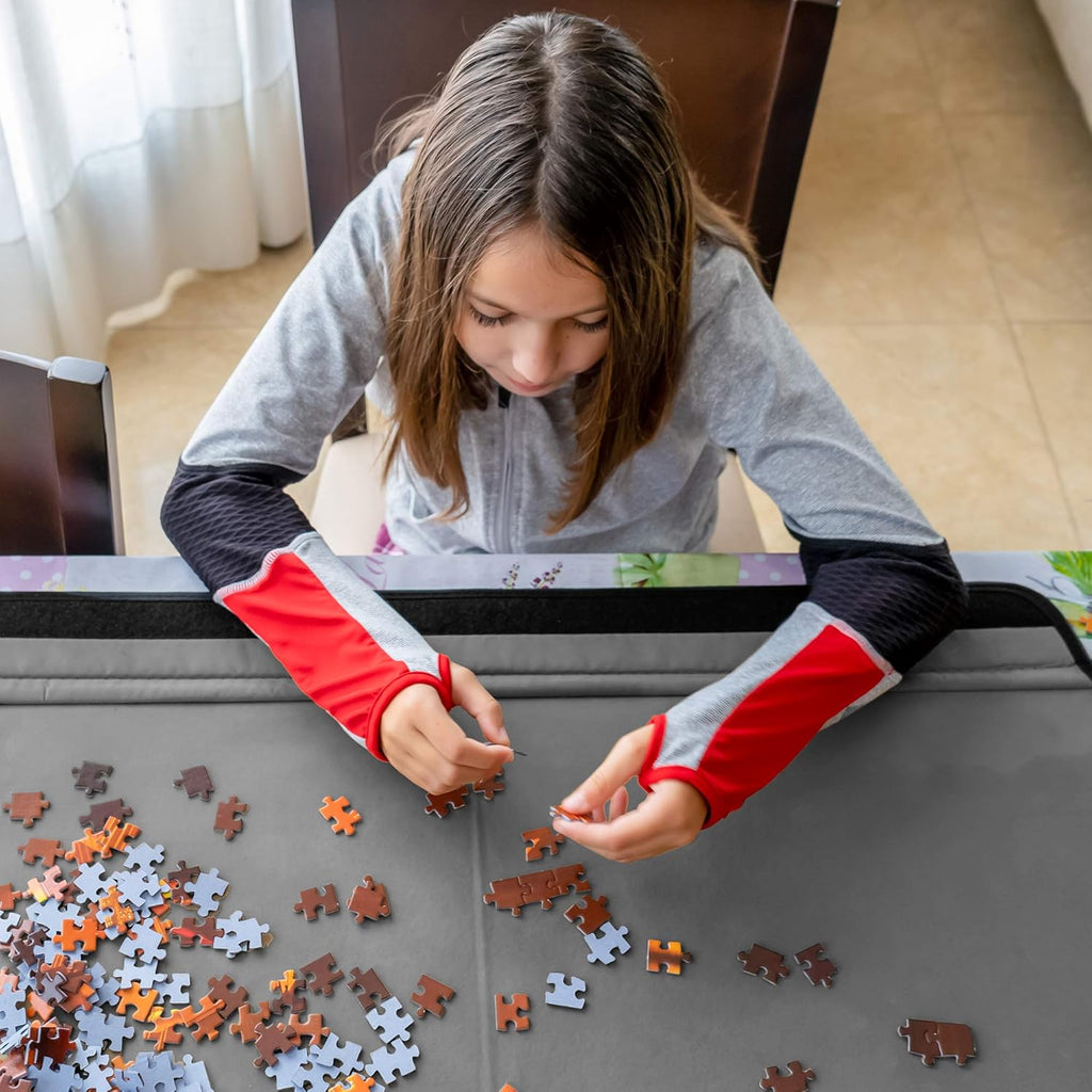 1000-Piece Puzzle Caddy with Non-Slip Felt Surface, Removable Trays, Carry Handle C537