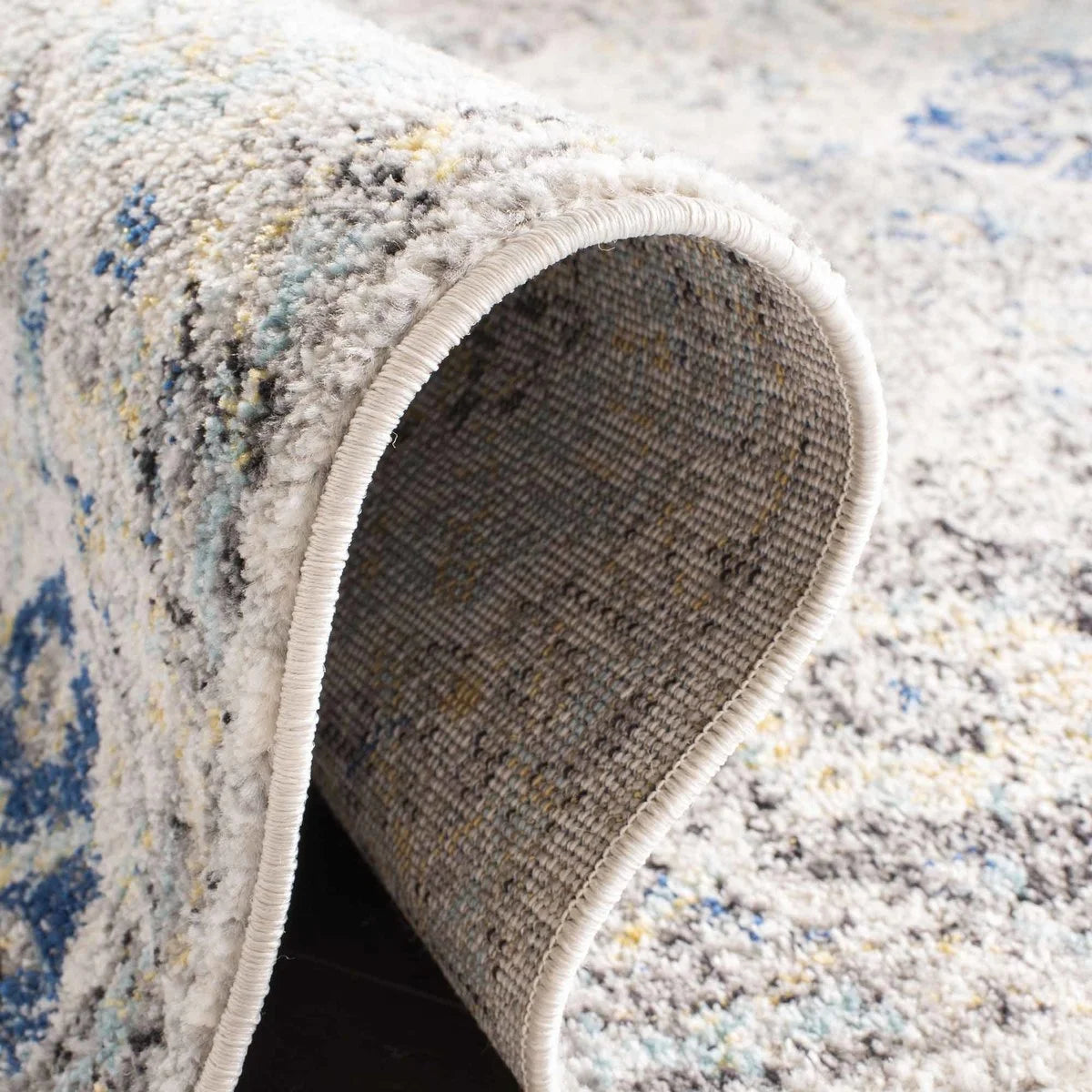 Ivory/Aqua Distressed Area Rug D77746