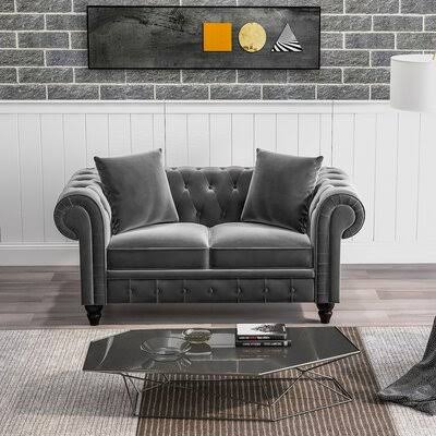 Velvet Chesterfield Loveseat Y569497