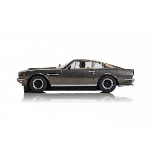 James Bond Aston Martin V8 Slot Car Y214532
